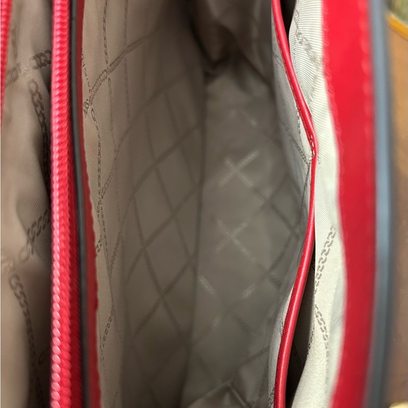 Michae Kors red and cream shades - Picture 5 of 16